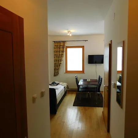 Rapid Apartment *